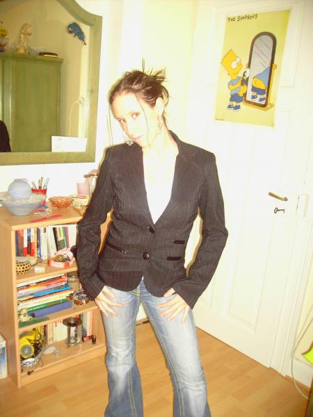 MoI eN vEsTe CoStArD...