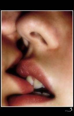 I wAnT tO vAnIsH, iNsIdE yOuR kIsS...