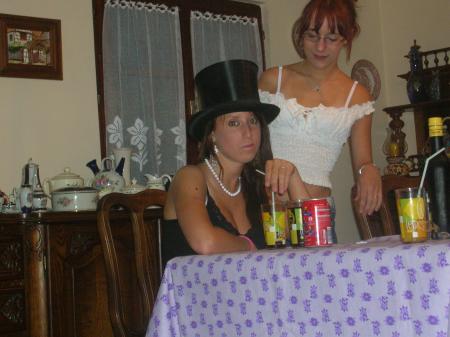 En MoDe ChApEaU...HiHi