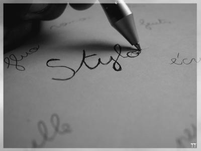 EcRiRe SeS pEnS�Es...